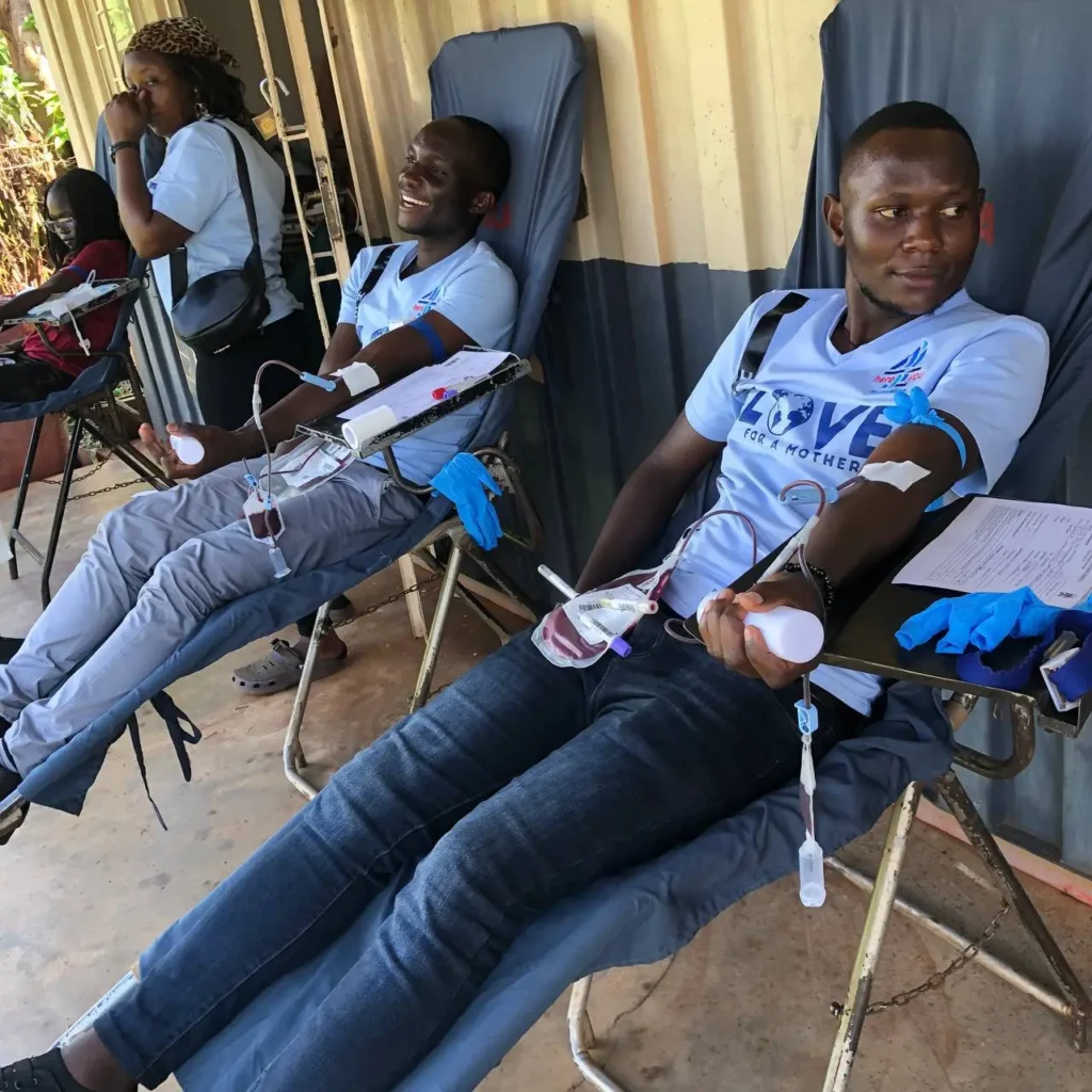 Outreach at the maternity ward(Mother's Day)