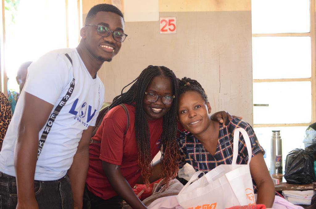 Outreach at the maternity ward(Mother's Day)